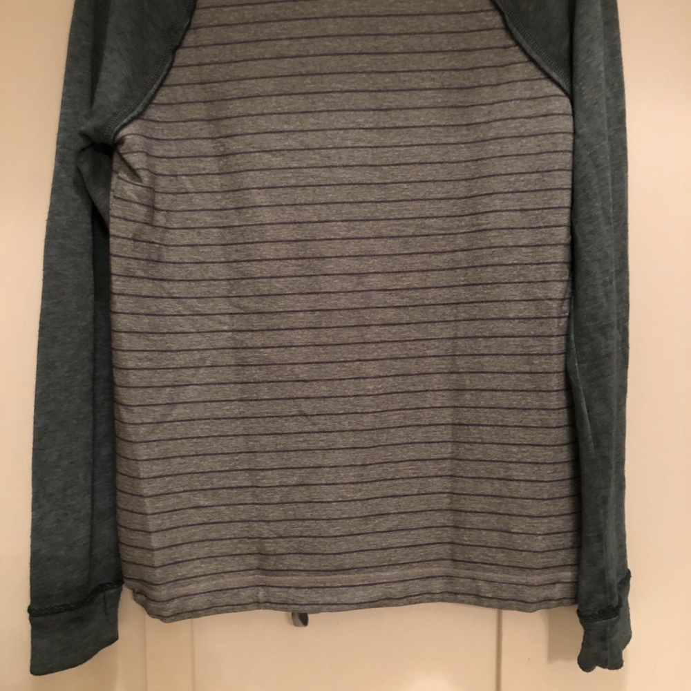 NWT MAURICES TOP - Picture 3 of 9